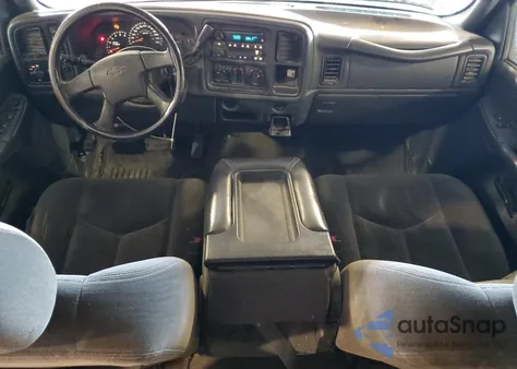 2005 Chevrolet Silverado K2500 Heavy Duty z USA, uszkodzony, nr VIN 1GCHK23U45F863847